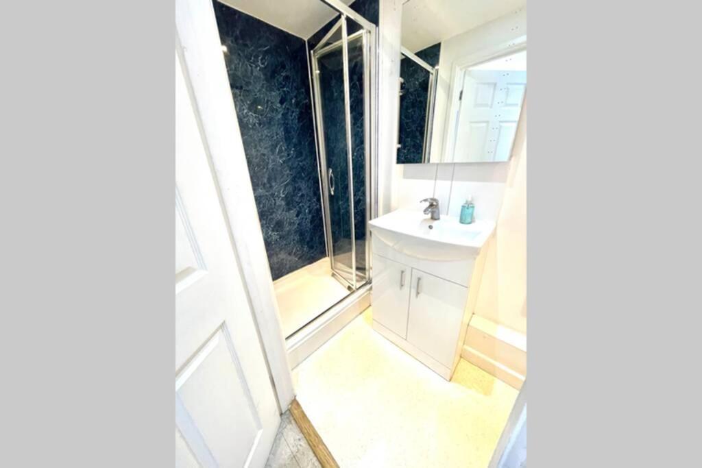 Koala & Tree - Big Studio At The Heart Of Cambridge - Short Lets & Serviced Accommodation Экстерьер фото